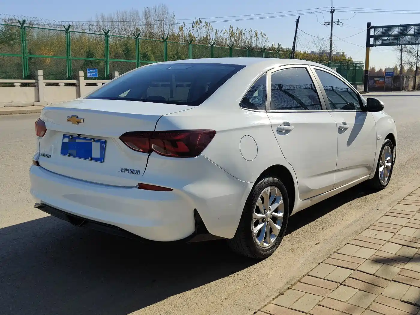 CHEVROLET CRUZE