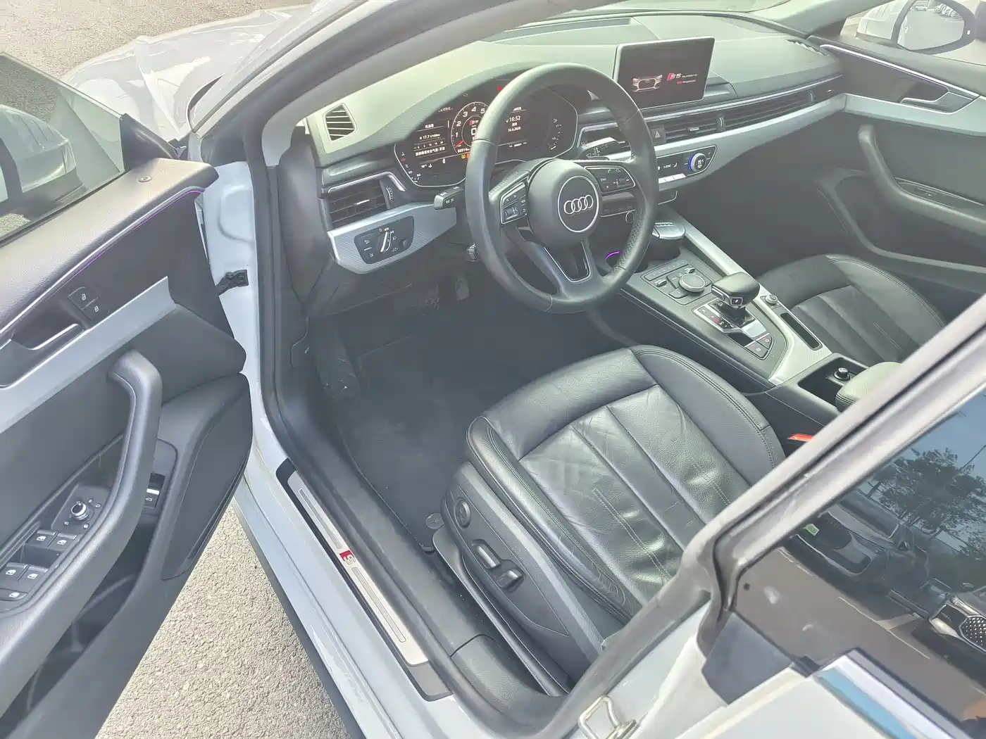 Audi A5 (Import) 2019 Sportback 40 TFSI Fashion фото 3