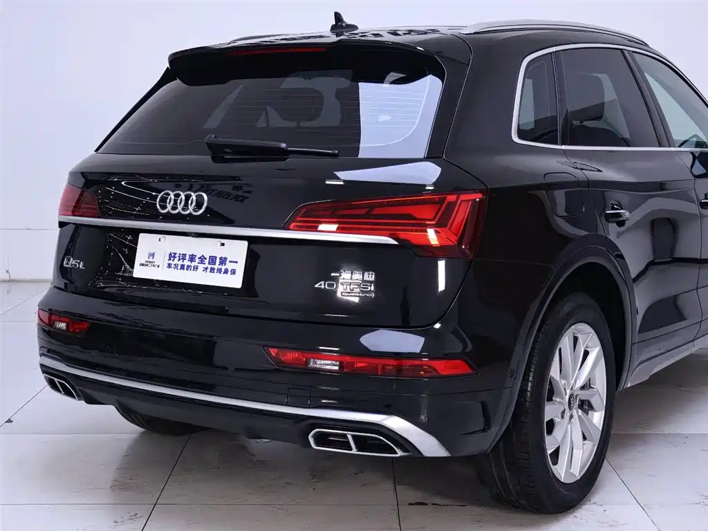 Audi Q5L 2022 40T Luxury Dynamic фото 8
