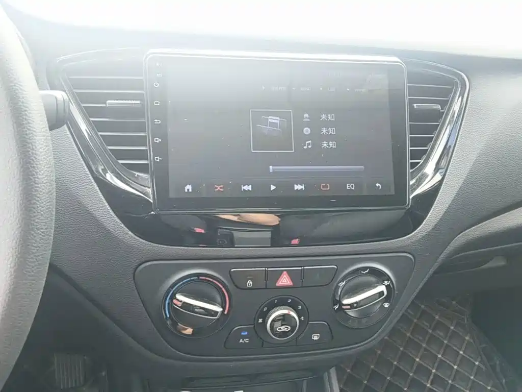 Hyundai Verna RV 2019 2017 1.4L Automatic Cool Edition GLS China VI