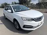 Фото 4 - Geely Vision