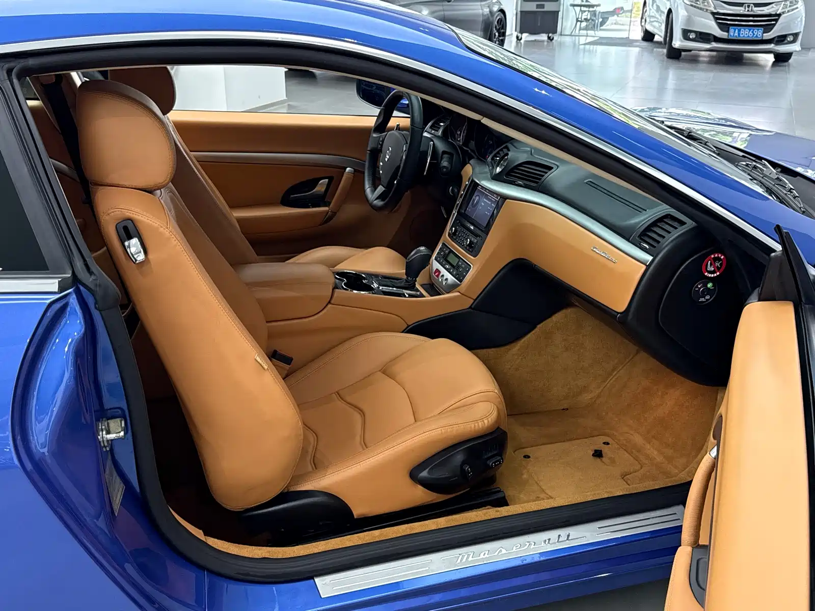 Фото 7 - Maserati GranTurismo