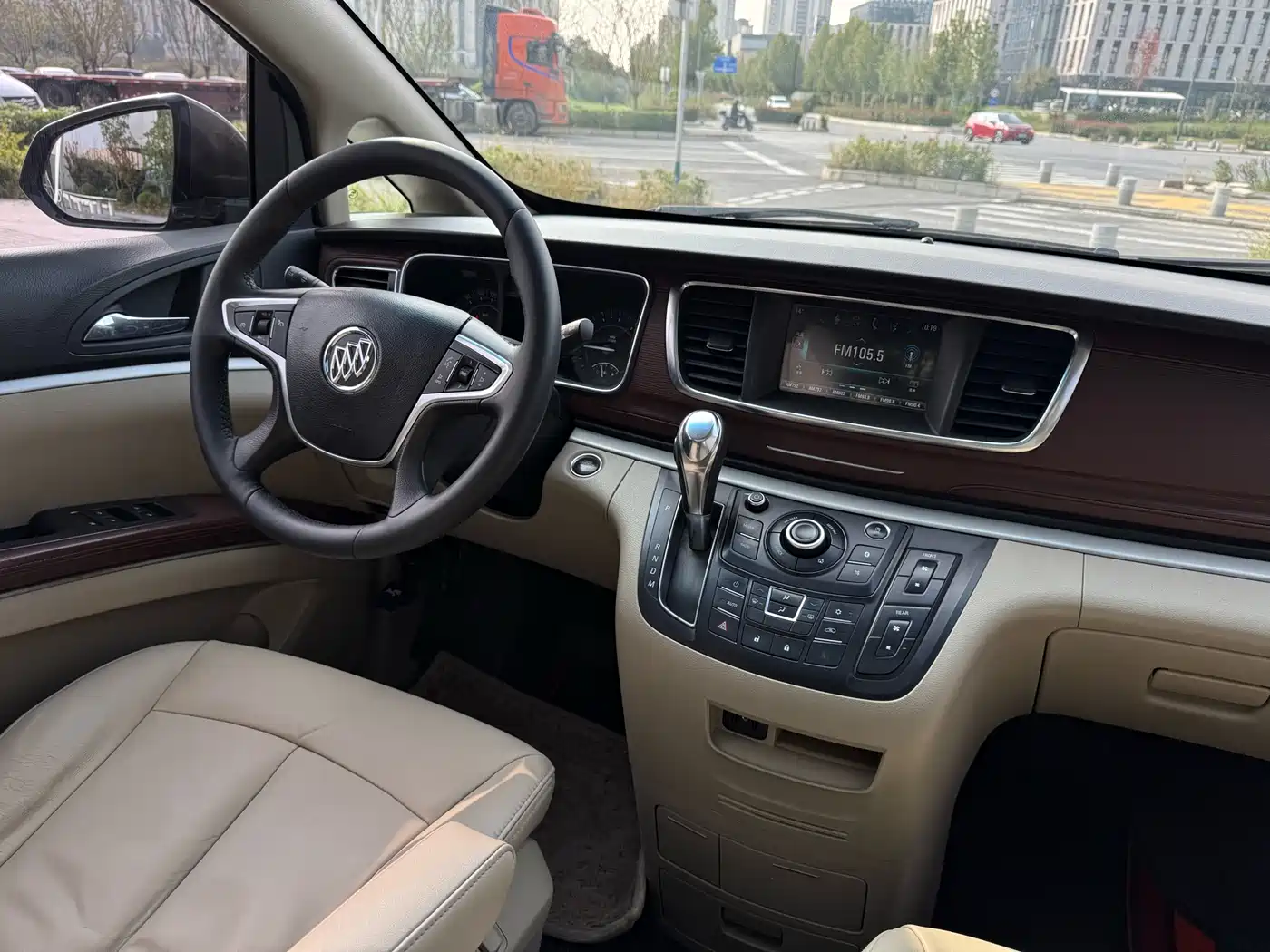 Buick GL8 2017 25S Luxury China V фото 17