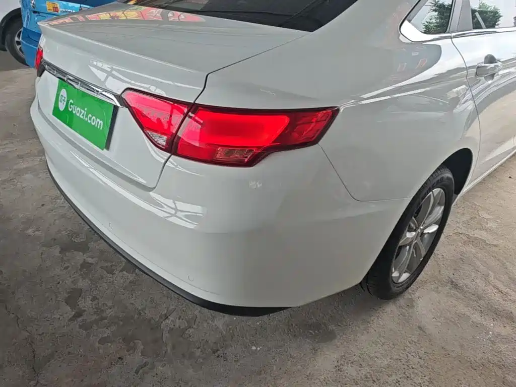 Photo 24 - Geely Emgrand GL