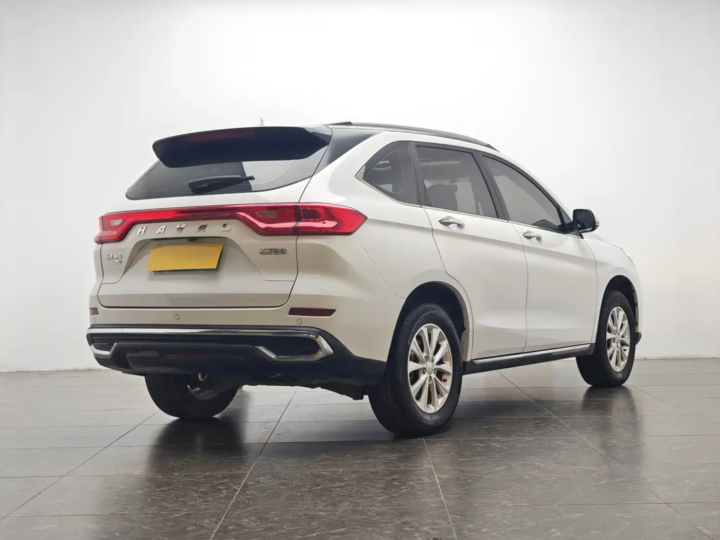 Haval M6 2021 PLUS 1.5T DCT Luxury Smart Connect фото 3