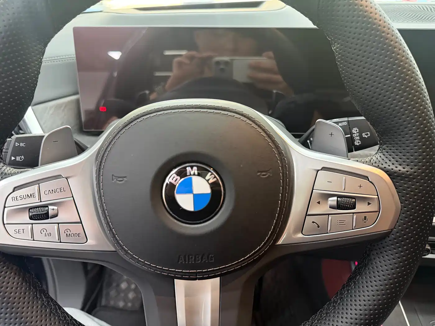 BMW X5 2023 xDrive 30Li Premium M Sport Black Night Package фото 16