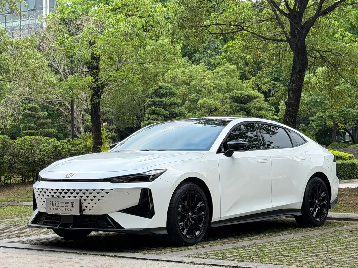 CHANGAN UNI-V