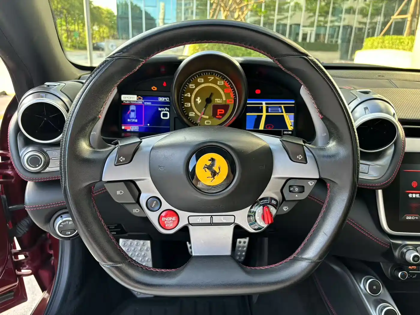 Ferrari GTC4Lusso 2017 2016 6.3L V12