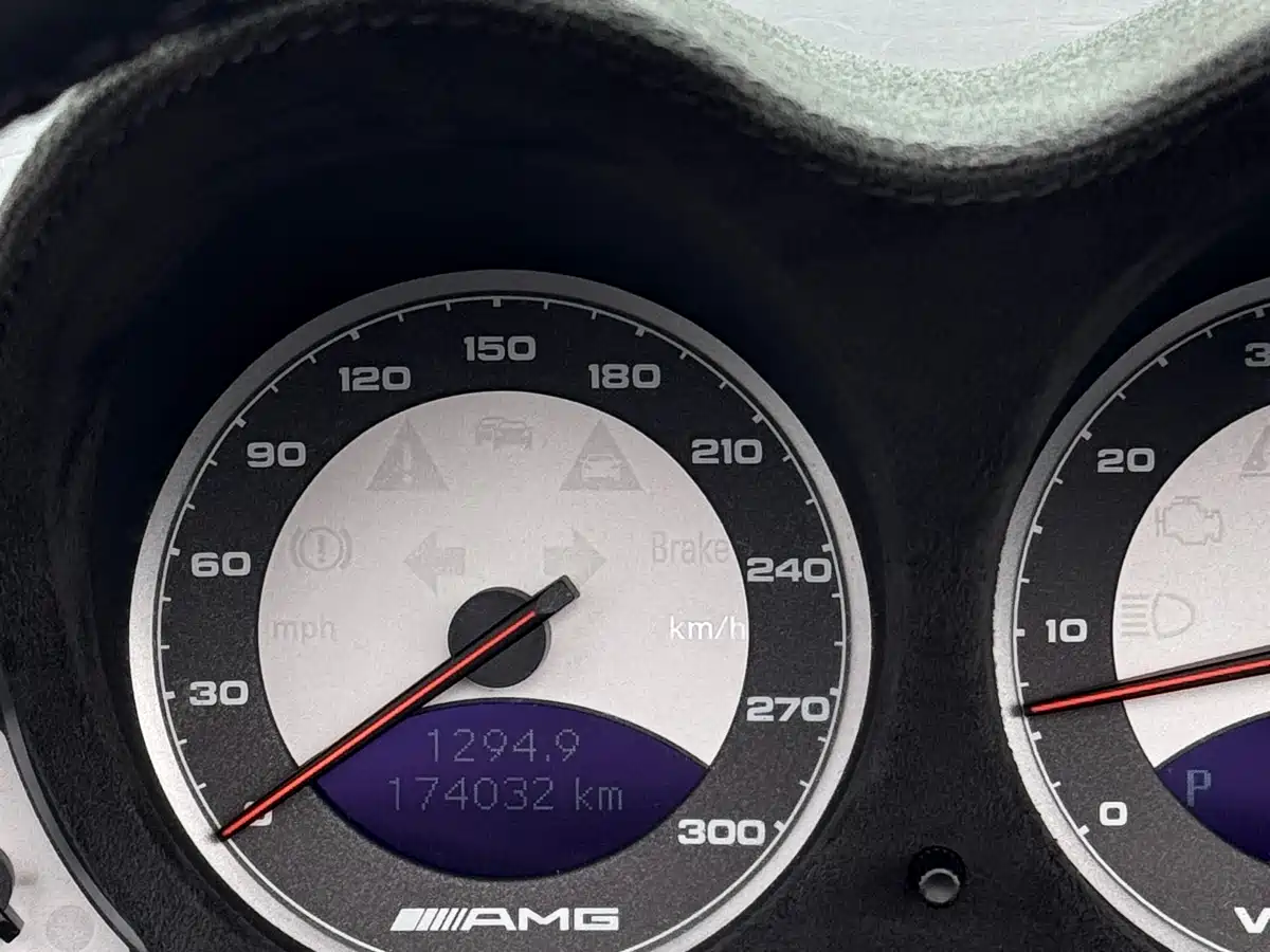 Mercedes-Benz SL-Class AMG фото 15