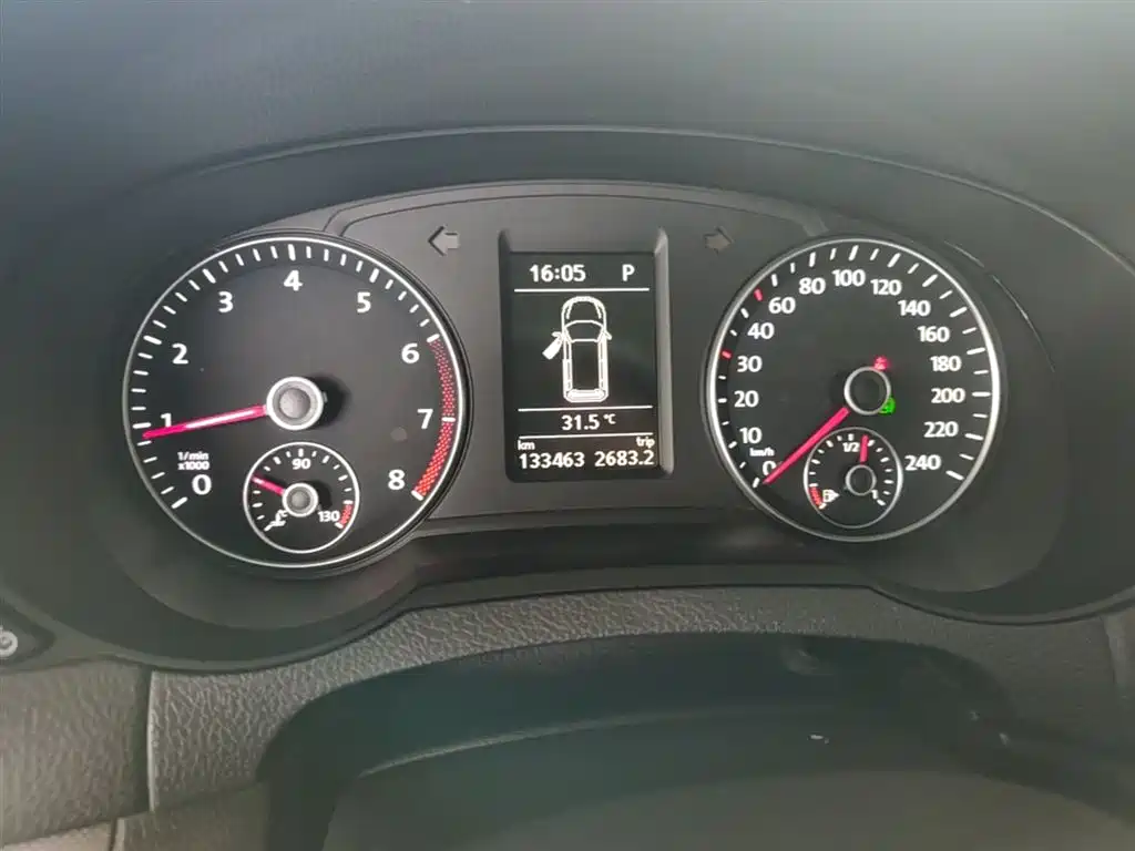 Volkswagen Sharan 2014 2.0TSI Standard фото 12