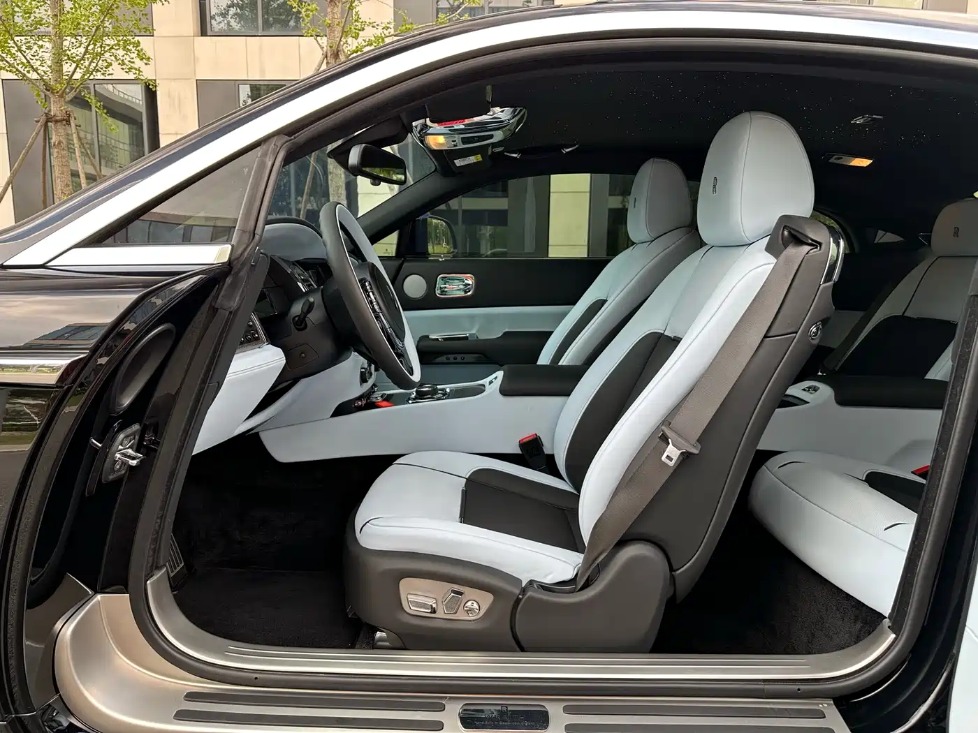 Rolls-Royce Wraith 2021 2018 6.6T Black Badge
