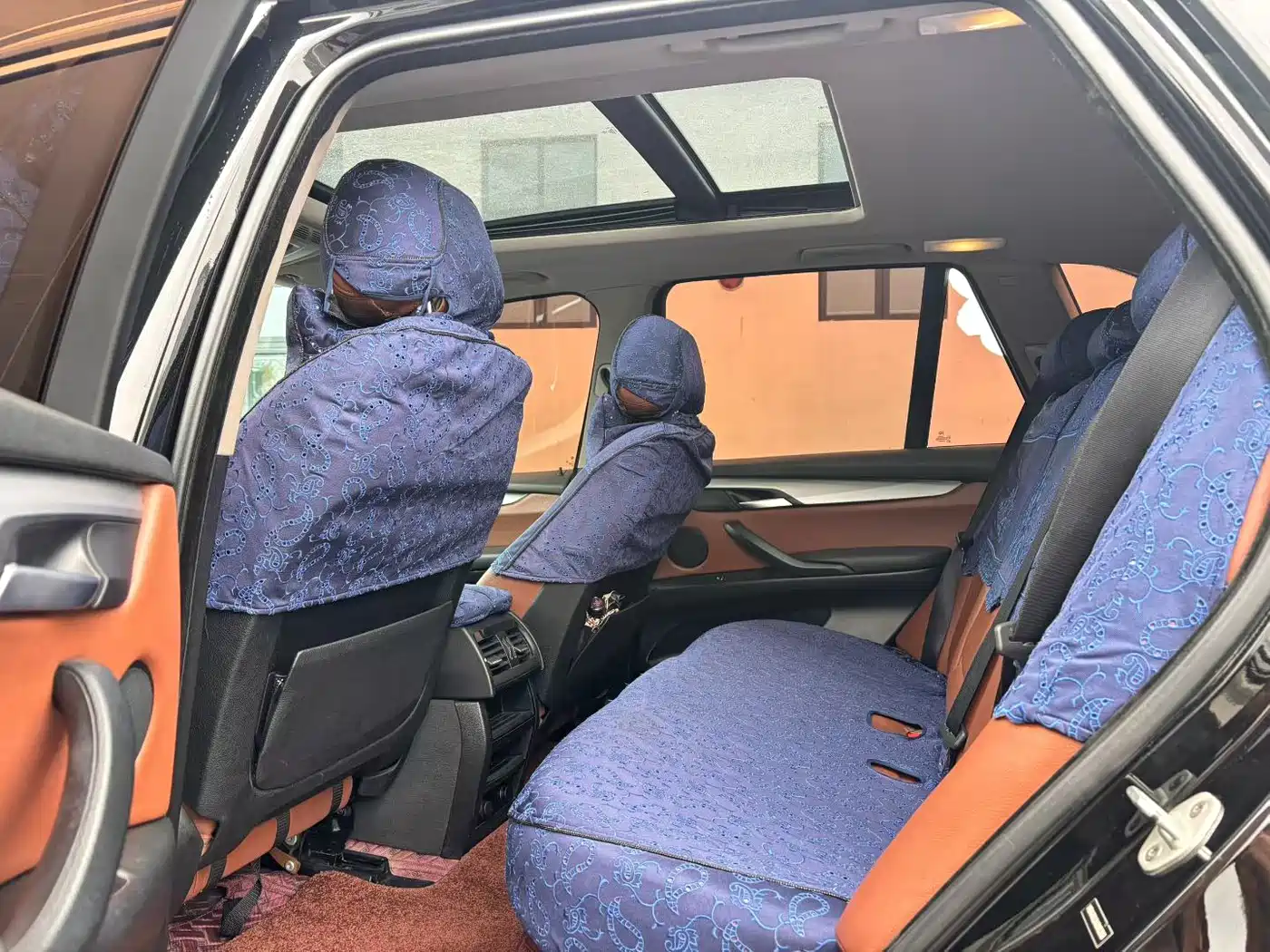 BMW X5 (Import) 2018 xDrive35i Elegant Model фото 8