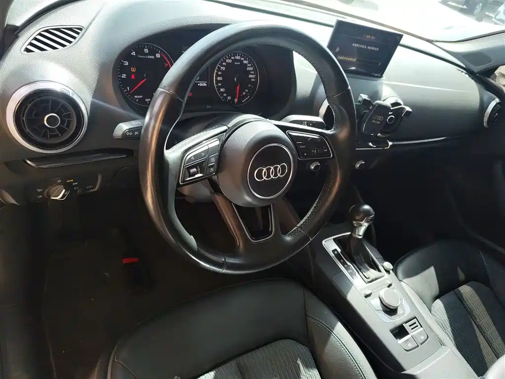 Фото 6 - Audi A3