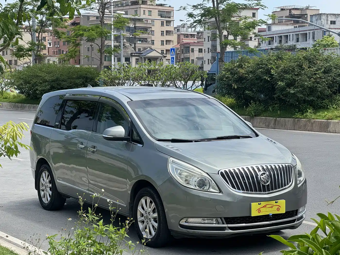 Buick GL8 2011 3.0L GT Luxury Business Elegance Edition фото 6