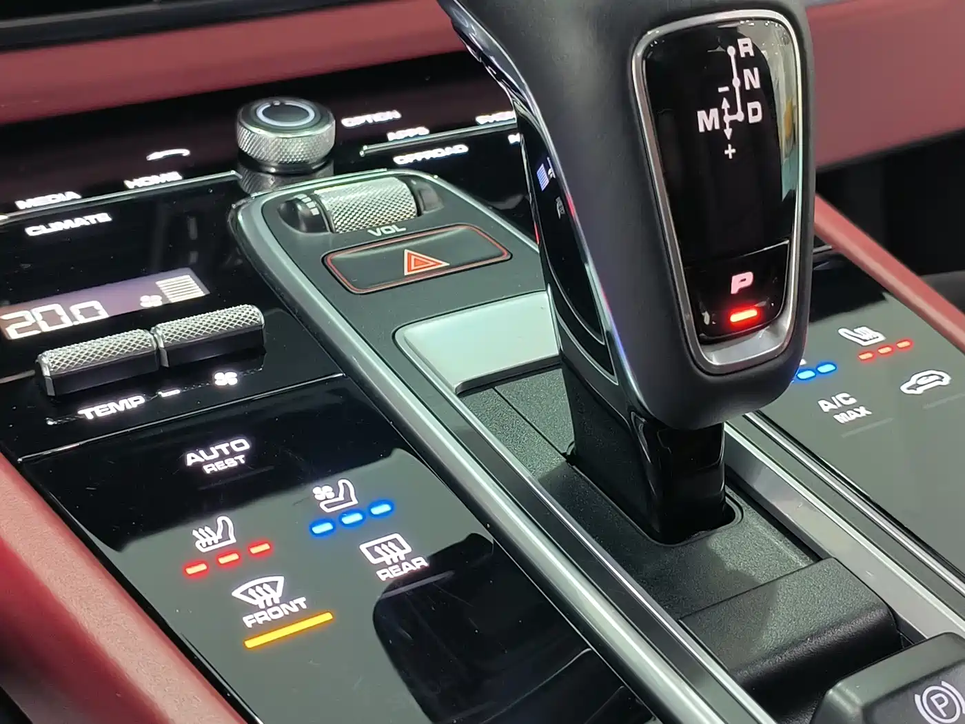 Porsche Cayenne 2018 Cayenne S 2.9T фото 16