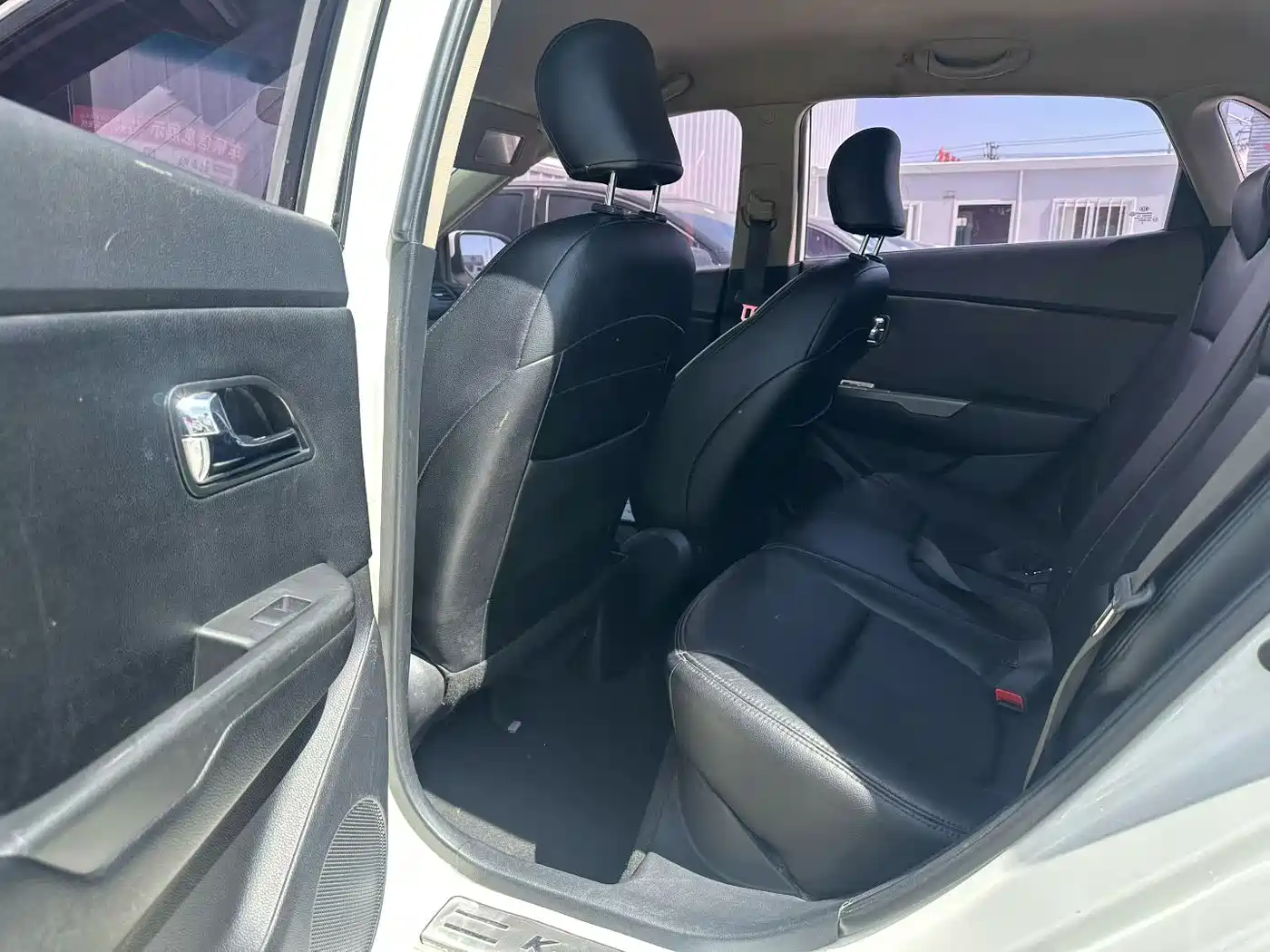 Kia K2 2012 Model Hatchback 1.4L AT GLS фото 6