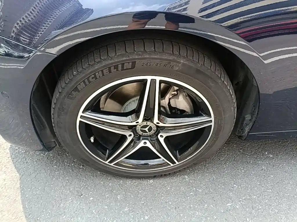 Фото 23 - Mercedes-Benz E-Class (Import)