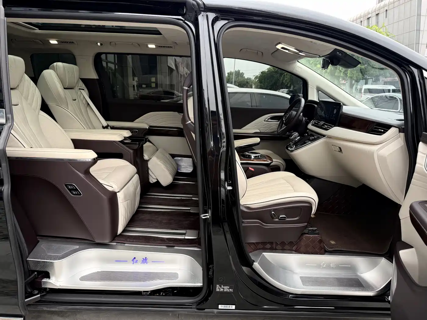 Hongqi HQ9 2023 2.0T Smart Connect Flagship фото 37