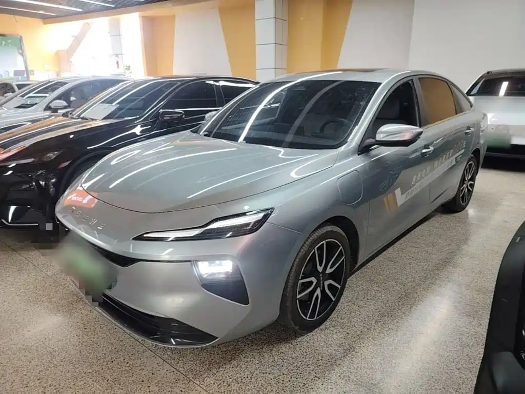 2025 Roewe D6