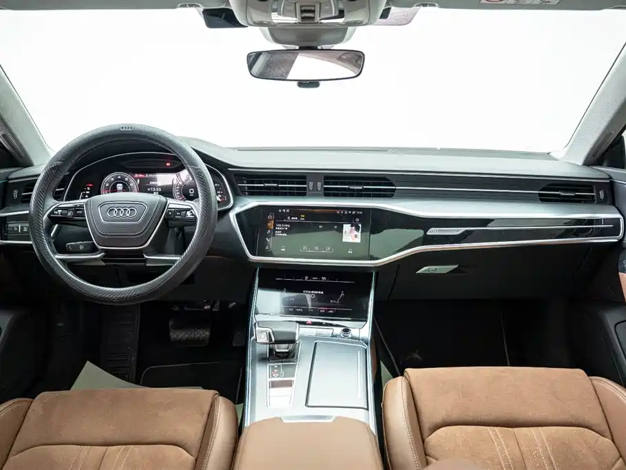 AUDI A7L