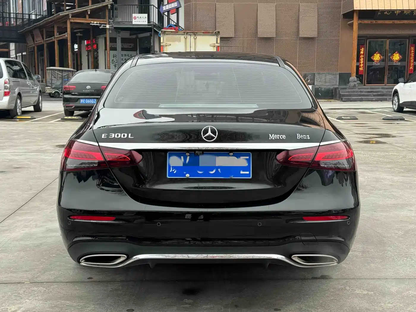 MERCEDES-BENZ E CLASS