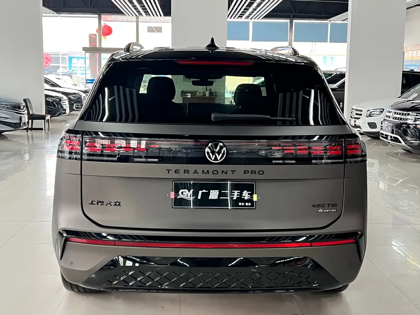 Volkswagen Teramont 2025 Teramont Pro 450TSI 4WD Summit Edition фото 5