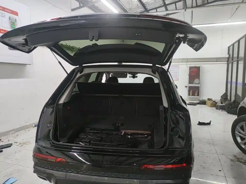 Audi Q7 2025 2025 55 TFSI quattro S line Sport
