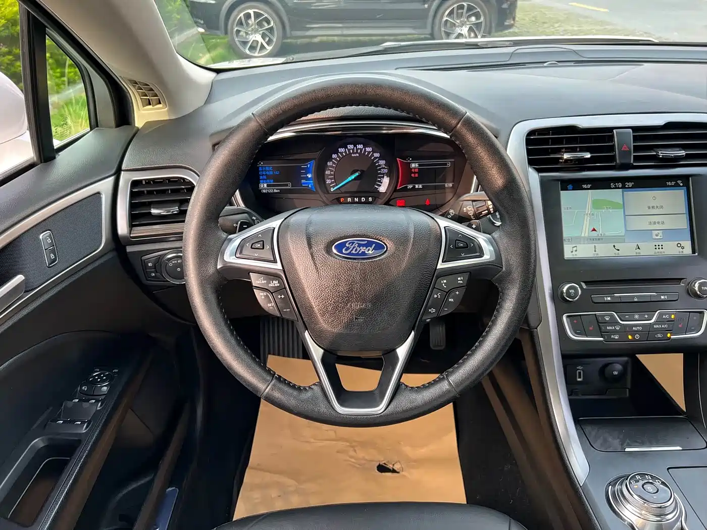 FORD MONDEO