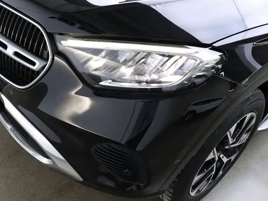 Mercedes-Benz GLC 2023 GLC 260 L 4MATIC Sport 5-seater фото 33