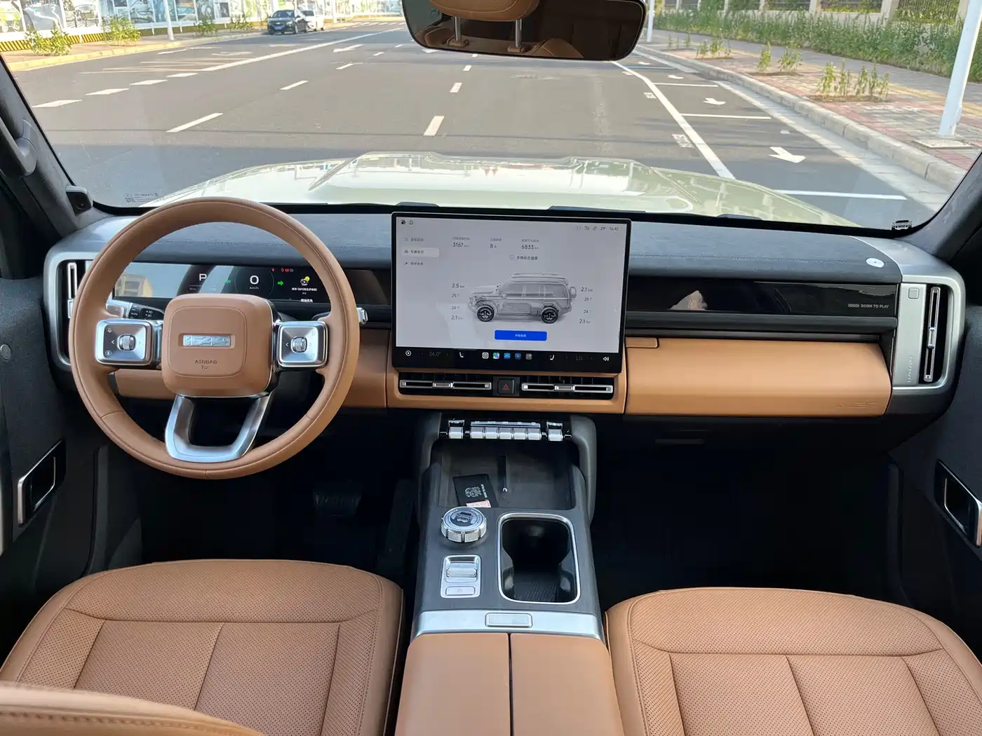 iCAR V27 2026 2026 200KM AWD Falcon 500