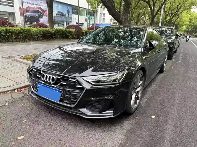 AUDI A7 2024