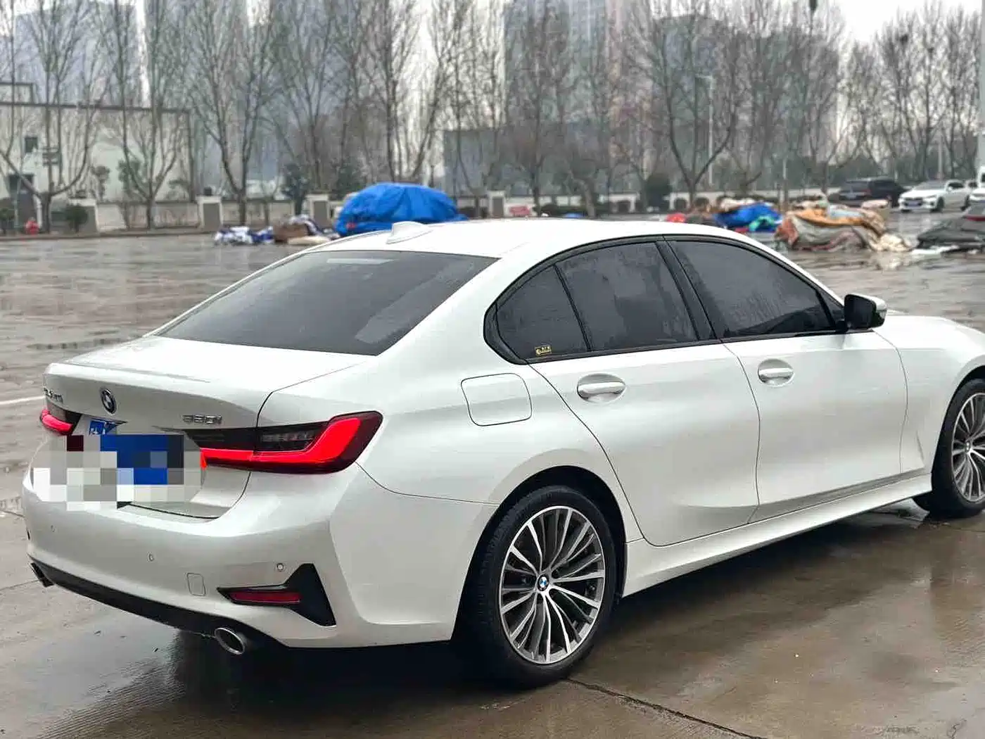 BMW 3-SERIES