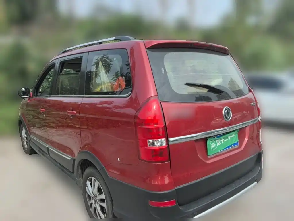 Dongfeng Fengguang Fengguang 360 2015 2015 Model 1.5L Manual Luxury 7-seater China IV