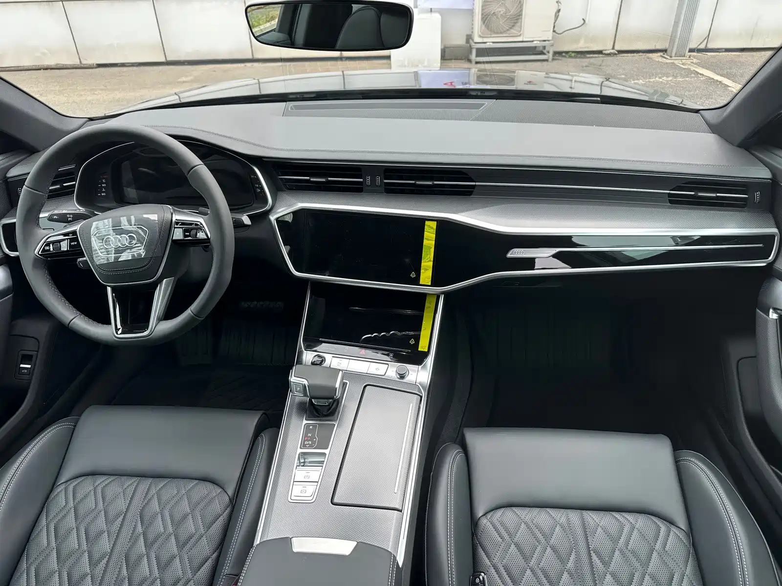 Photo 5 - Audi A6L