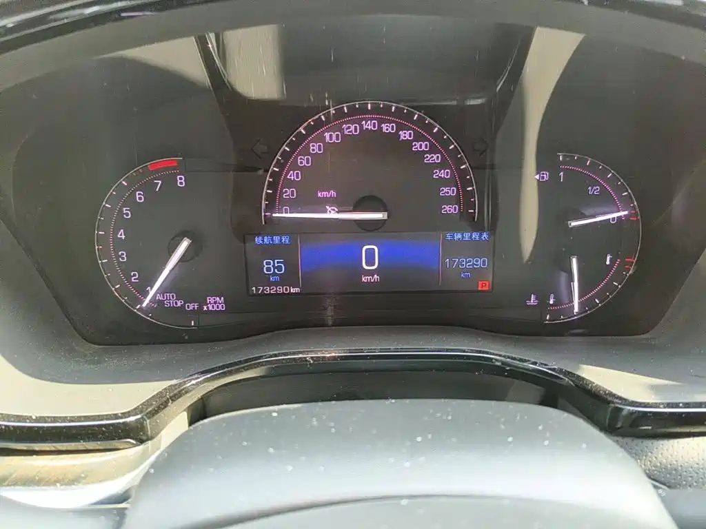 Photo 4 - Cadillac XT5