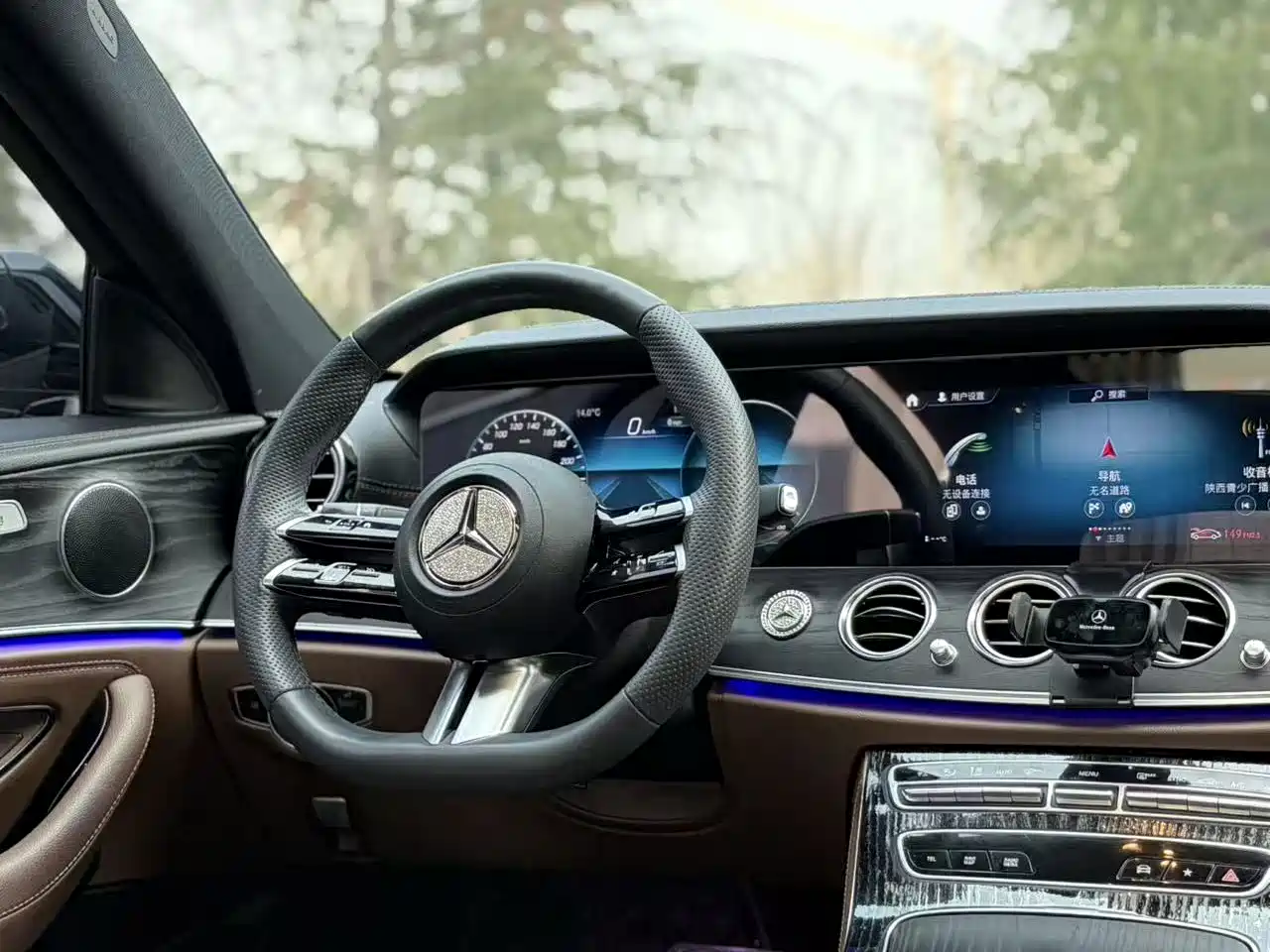 Mercedes-Benz E-Class 2023 E 300 L Sport Fashion фото 9