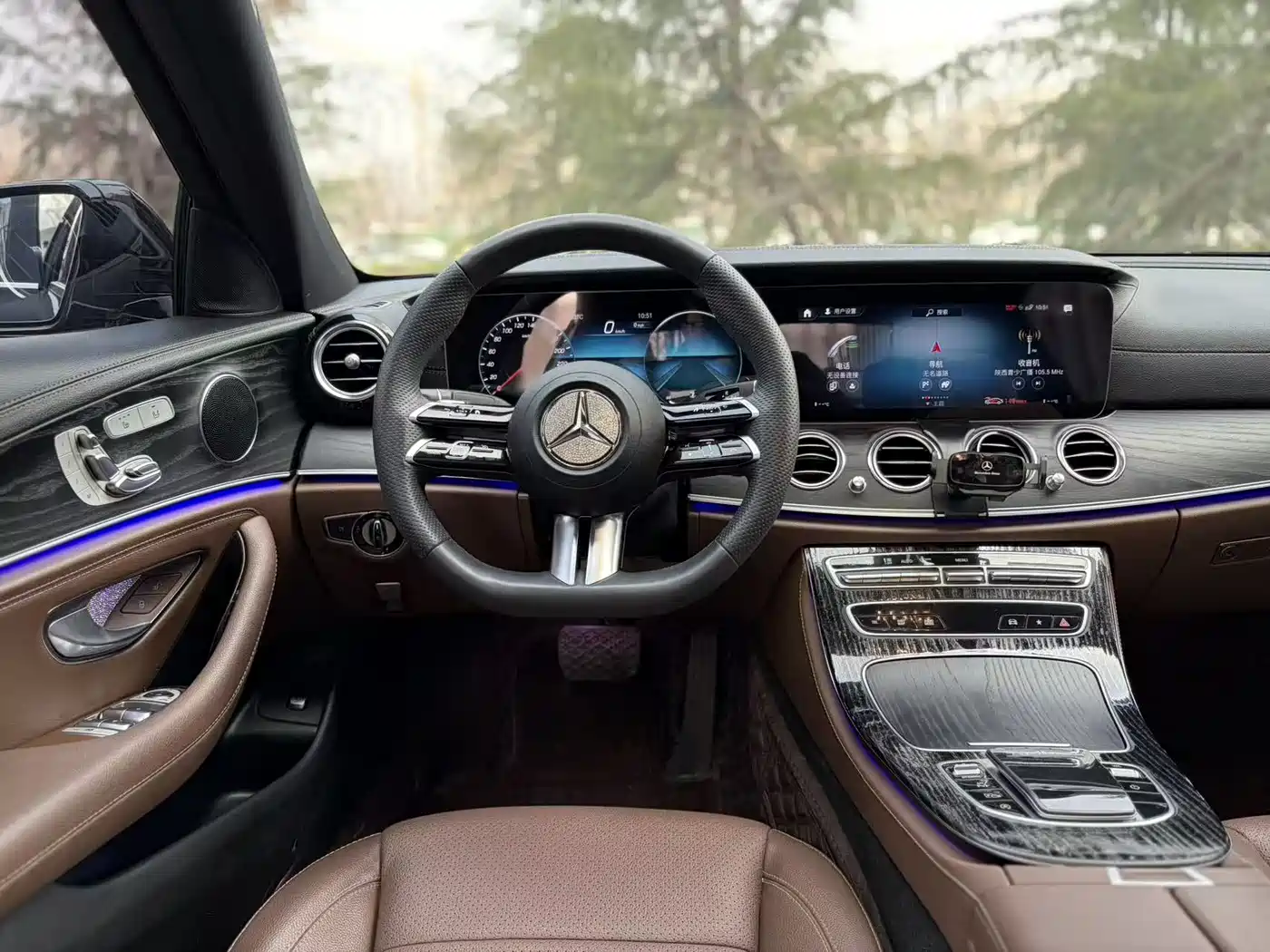 Mercedes-Benz E-Class 2023 E 300 L Sport Fashion фото 11