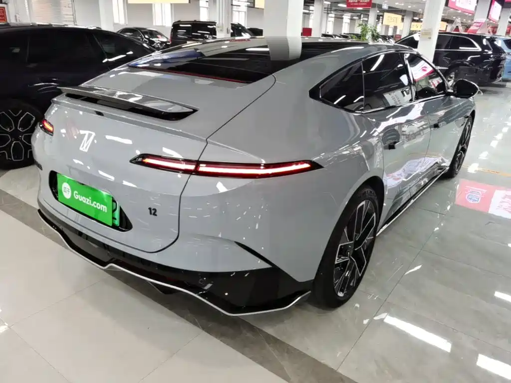 Avatr 12 2024 2023 Model 700 Triple Laser RWD Luxury Edition