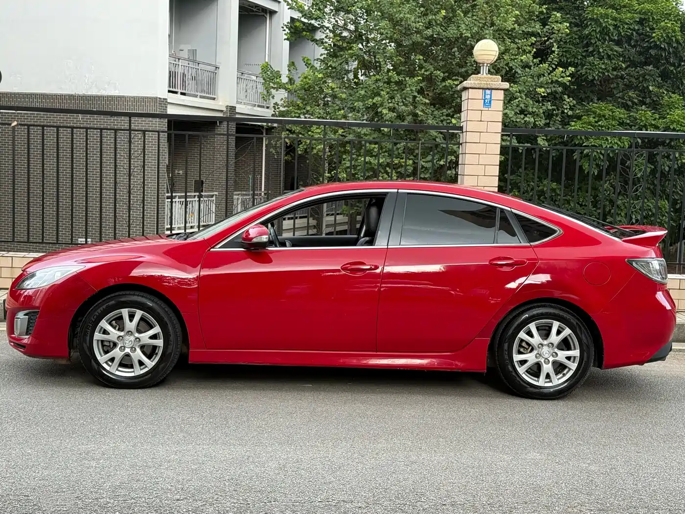 Mazda Ruiyi 2012 2012 Coupe 2.0L Auto Luxury
