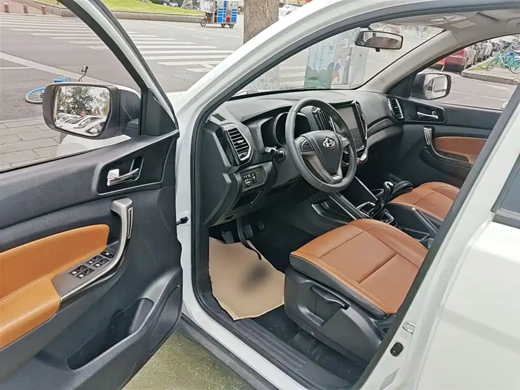 Changan Oshan Changan Oushang CX70 2016 2016 1.6L Manual Luxury