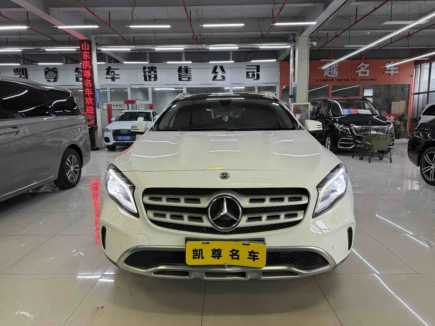 Mercedes-Benz GLA 2018 GLA 200 Fashion фото 2