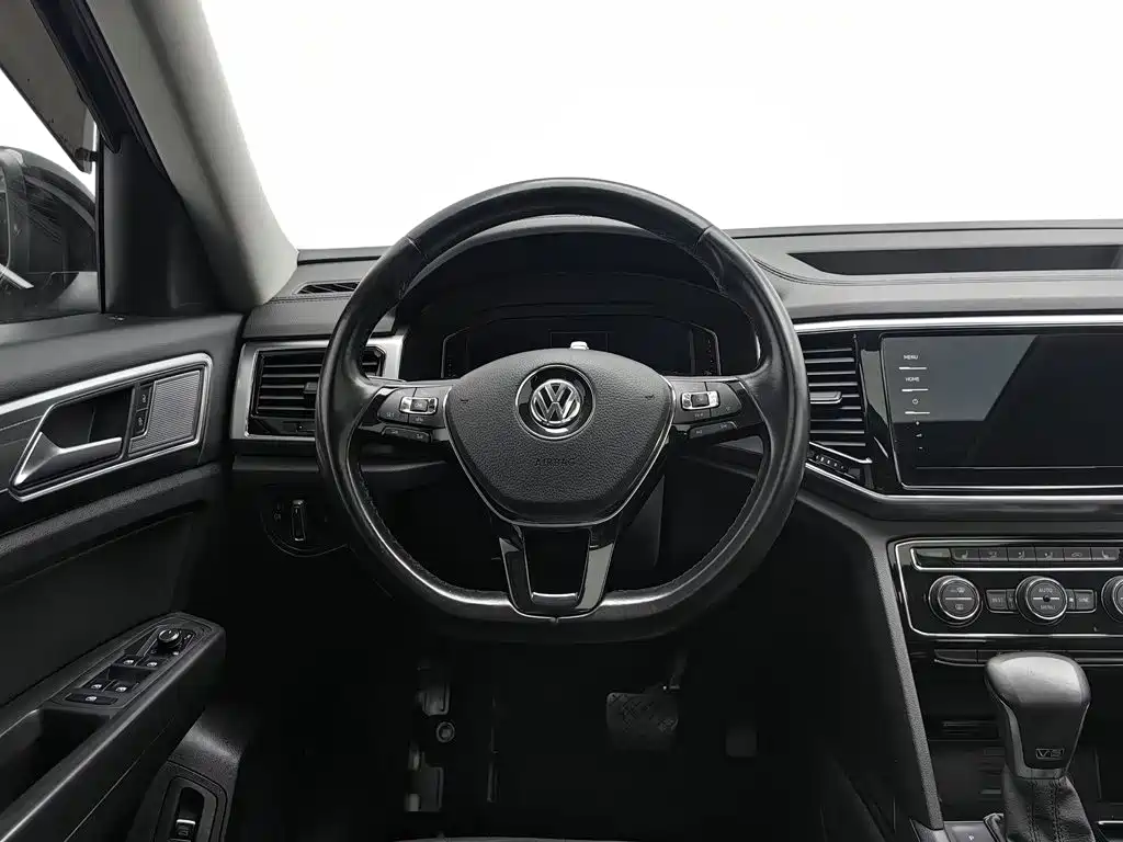 Фото 11 - Volkswagen Teramont
