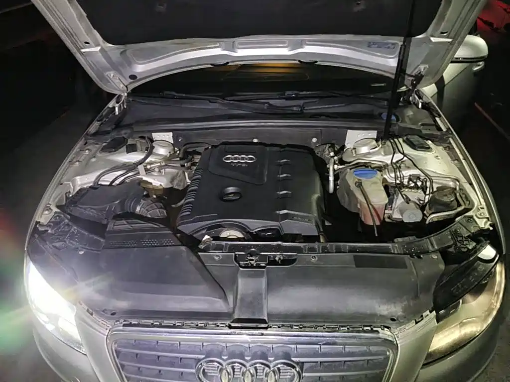 Photo 3 - Audi A4L
