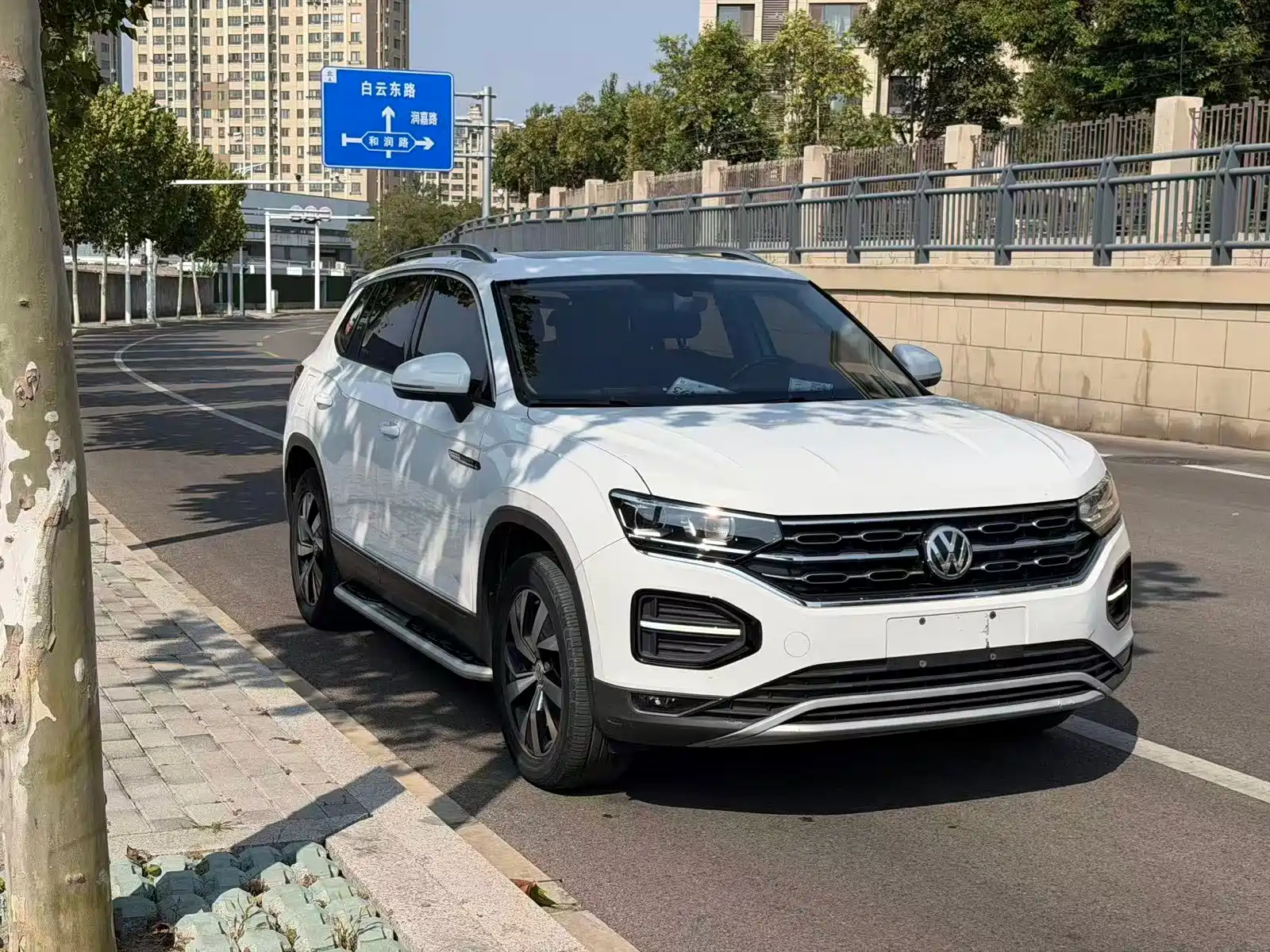 Photo 3 - Volkswagen Tayron