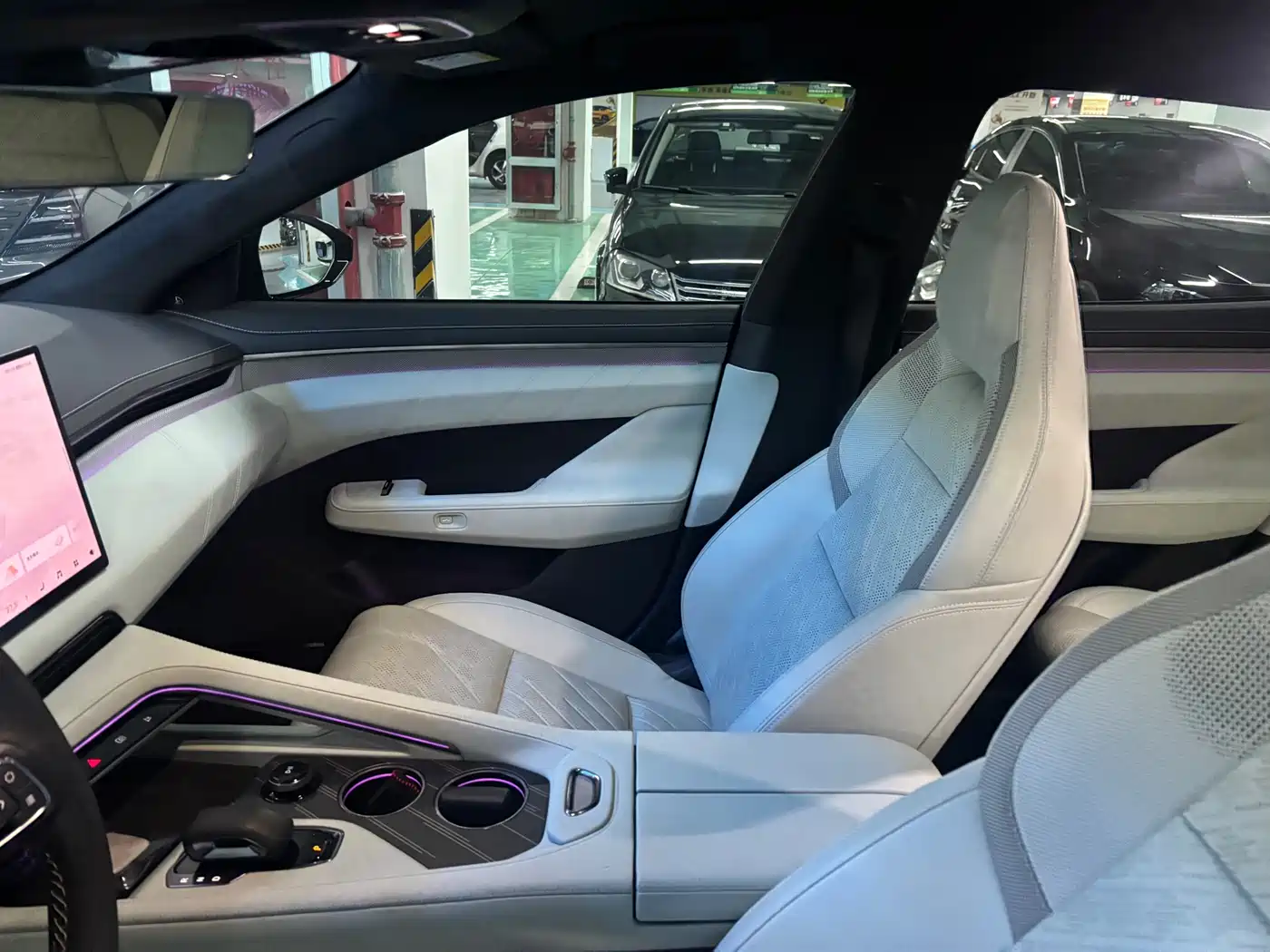 ZEEKR EXTREME KRYPTON 001