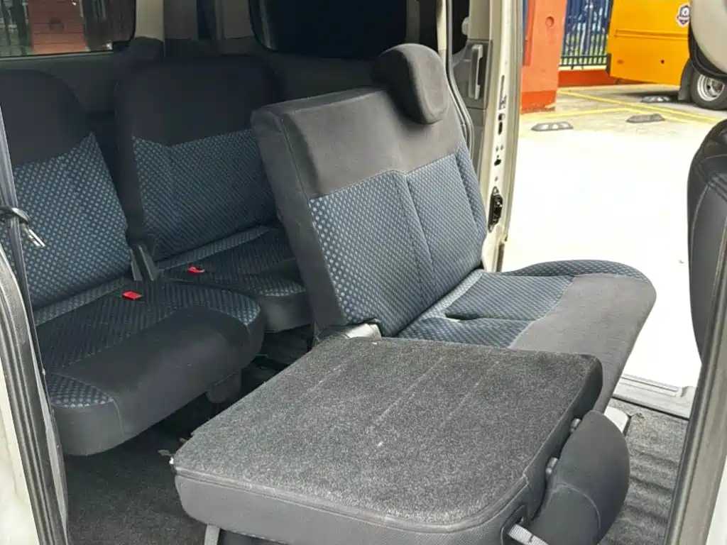 Nissan NV200 2013 2013 1.6L Luxury (China IV)