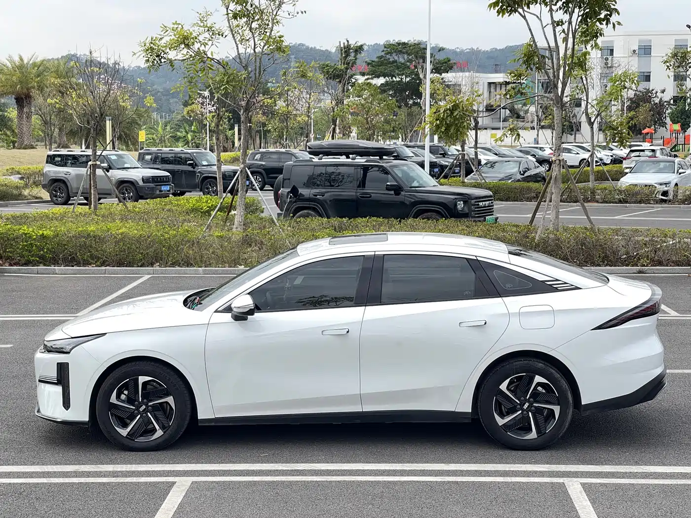 Geely Galaxy Galaxy L6 2023 60km PLUS фото 11