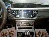 Фото 13 - Geely Vision S1