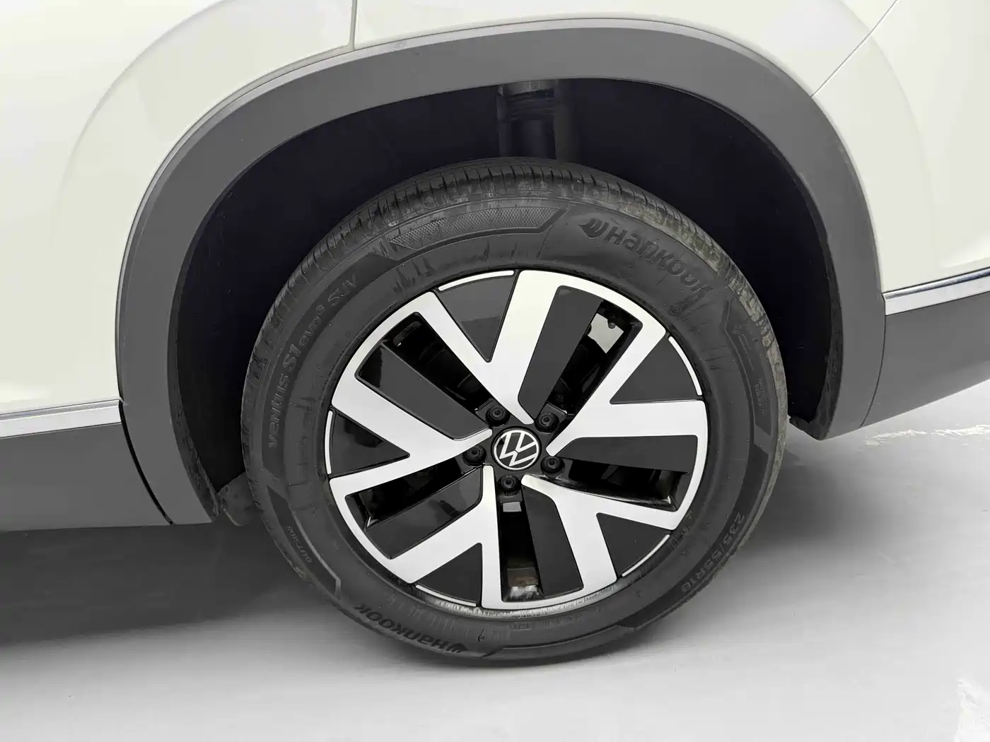 Volkswagen Tayron 2024 330TSI 2WD Luxury Plus Advanced фото 22