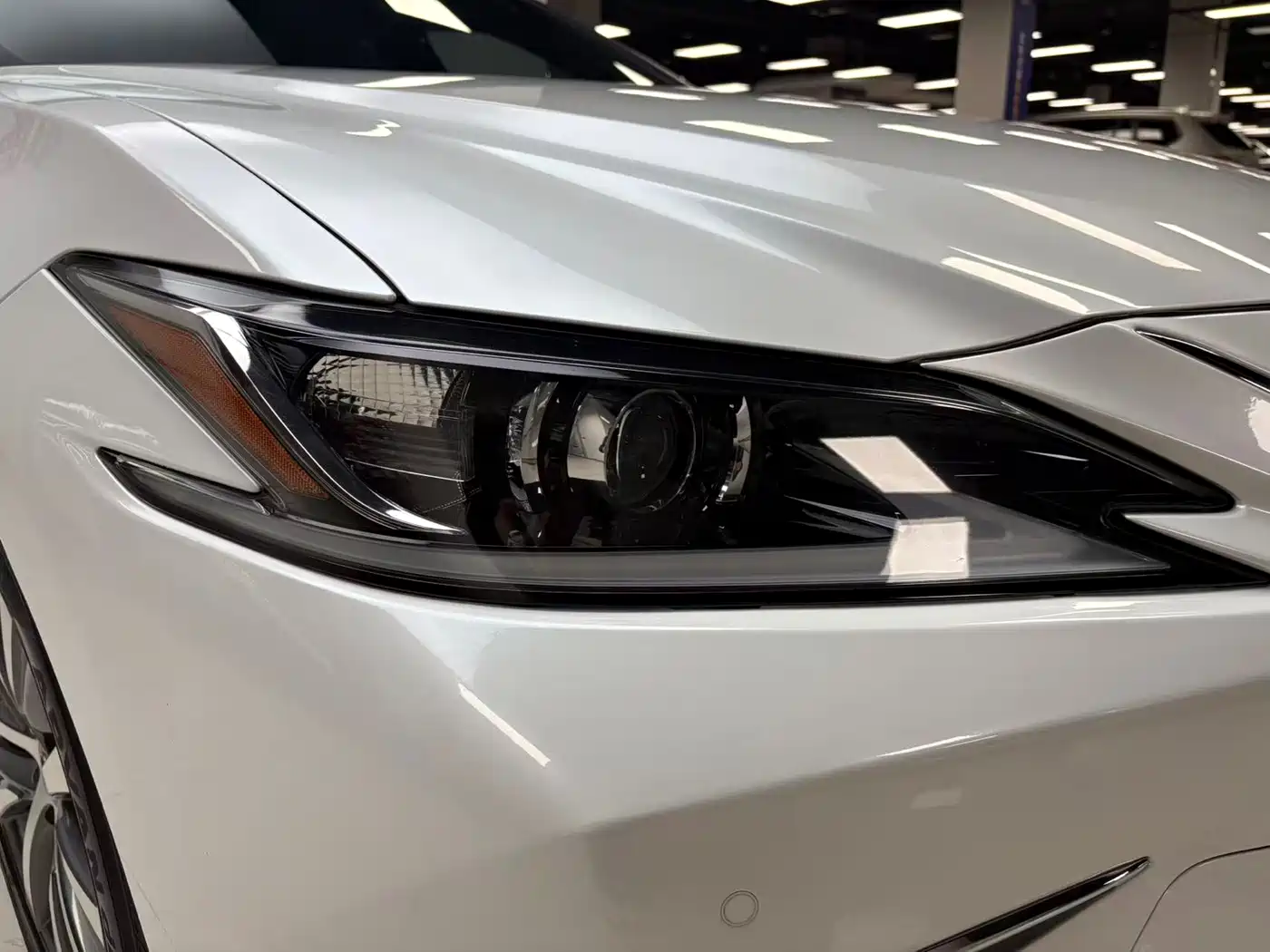 Lexus ES 2020 200 Excellence фото 19